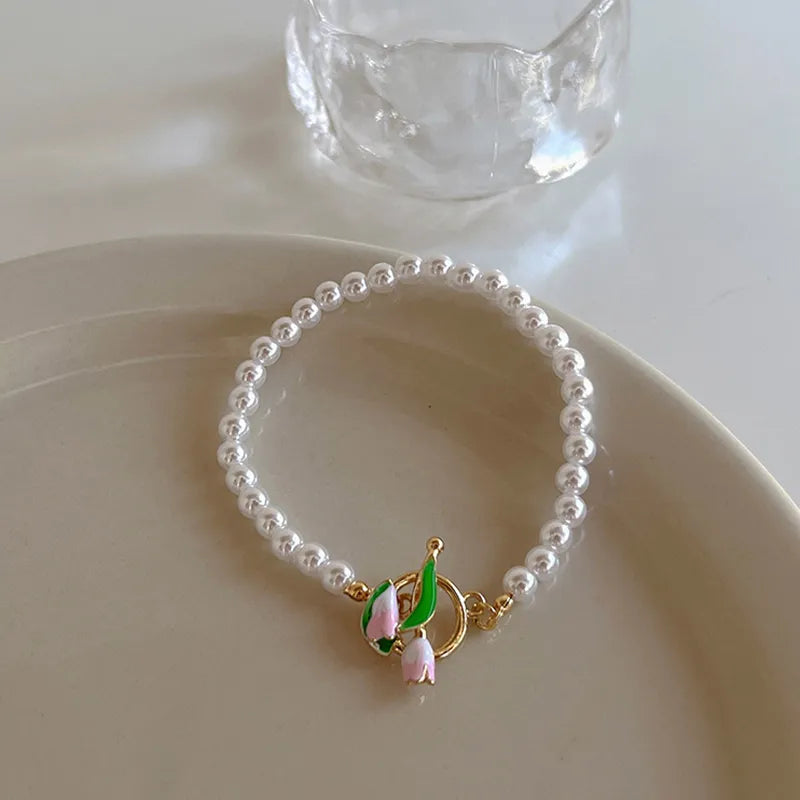 Tulip Pearl Bracelet